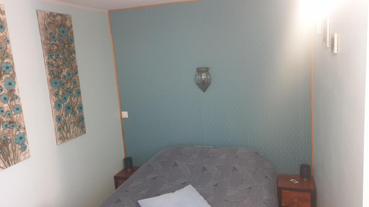 4 Safraniers Panzió Sillans-la Cascade Kültér fotó